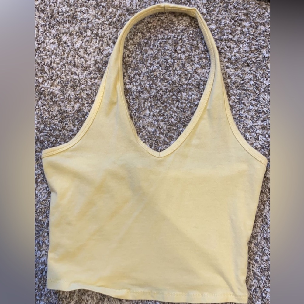 Tillys Halter Top